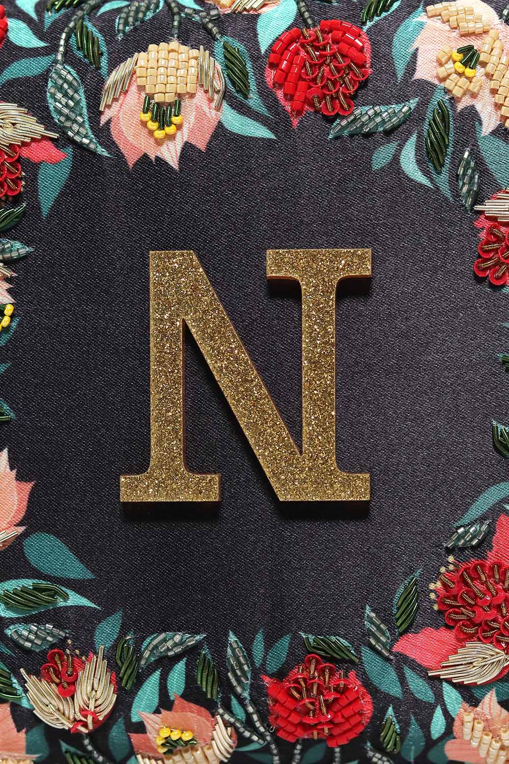 Nidhi_Rathi_Women_Blue_Pink_Embellished_Embroidered_Box_Clutch