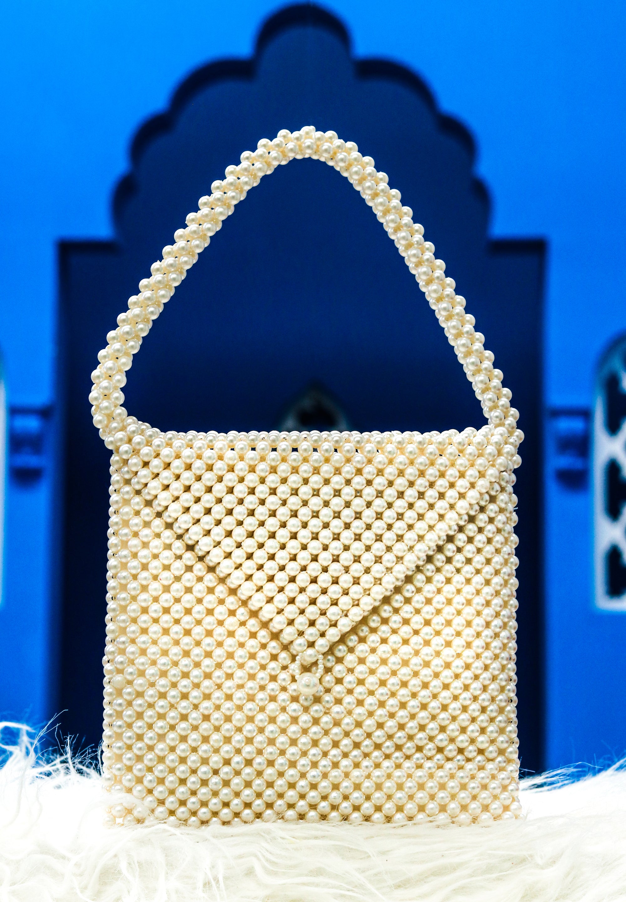 Women_White_Embroidered_Purse_Clutch_nidhi_rathi