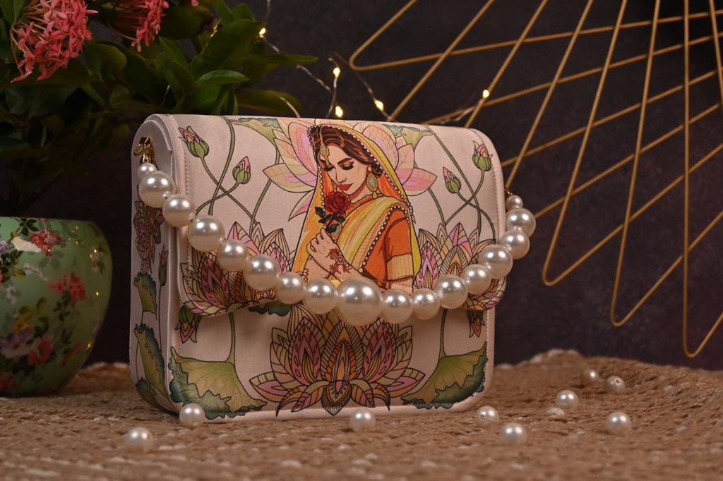 Nidhi_Rathi_Printed_Foldover_Clutch