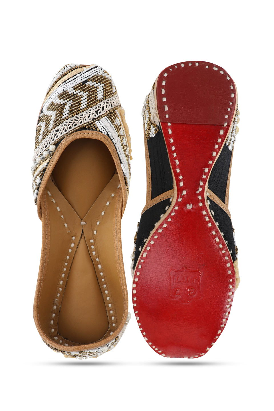 NR By Nidhi Rathi Mojaris ballerines ethniques en cuir à ornements bohème pour femmes