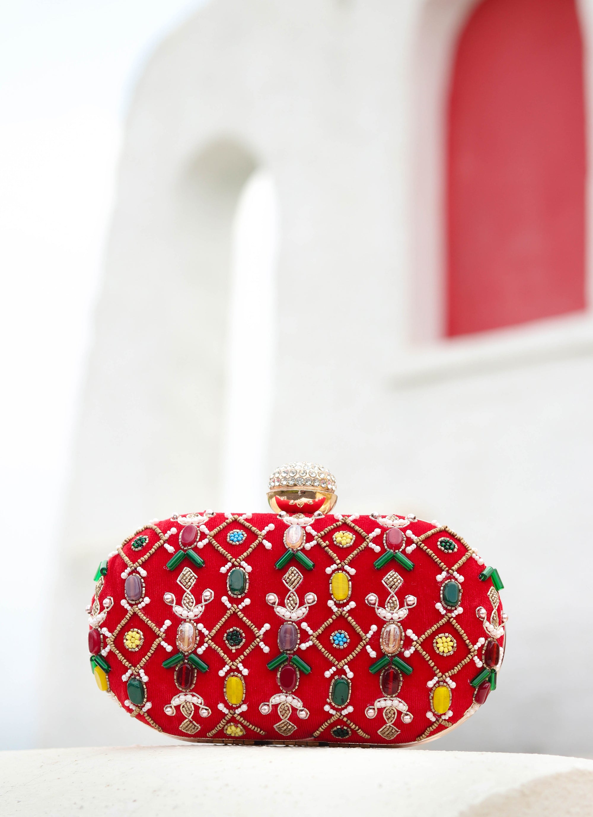 Nidhi_Rathi_Women_Red_Green_Embroidered_Box_Clutch