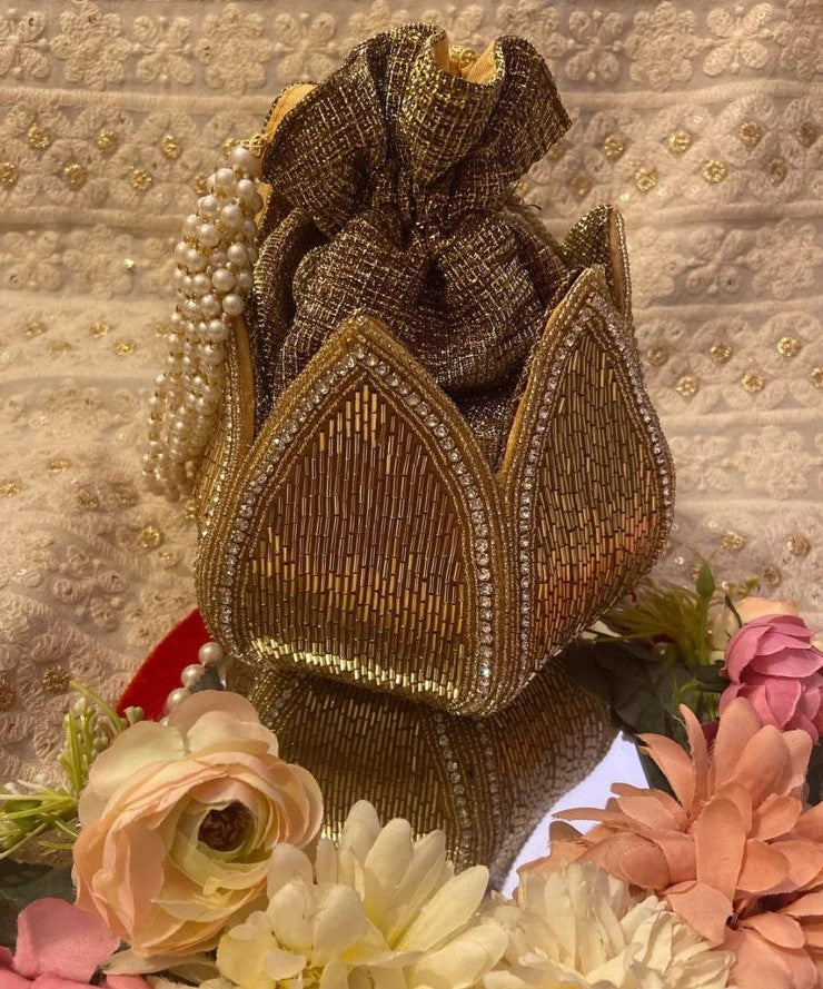 Embroidered_Potli_Clutch_nidhi_rathi