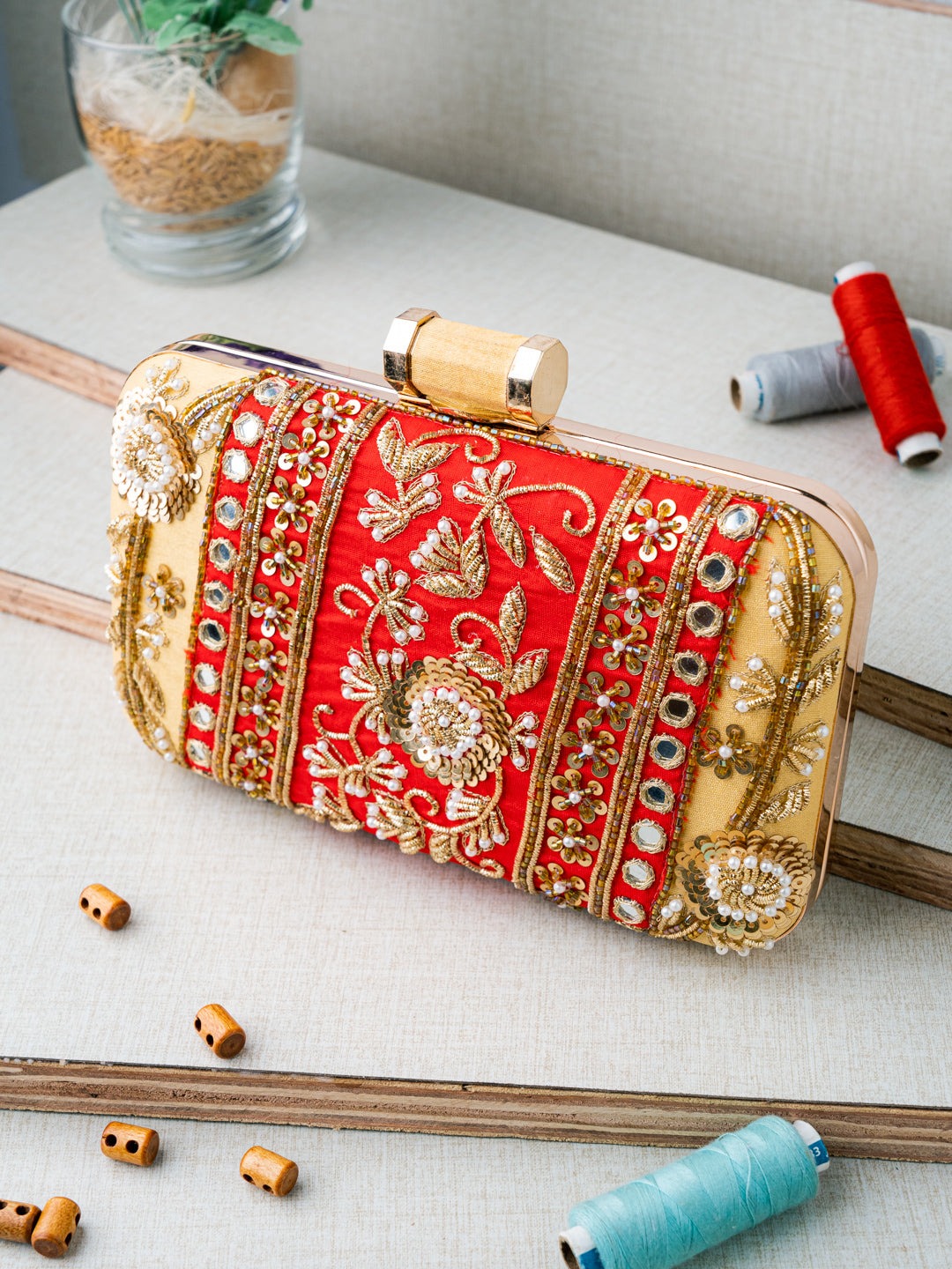 Nidhi_Rathi_Women_Red_Clutches