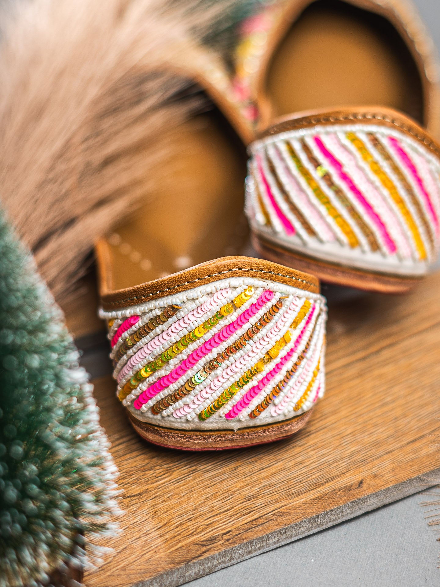 Nidhi_Rathi_Women_Embroidered_Mojaris_Flats