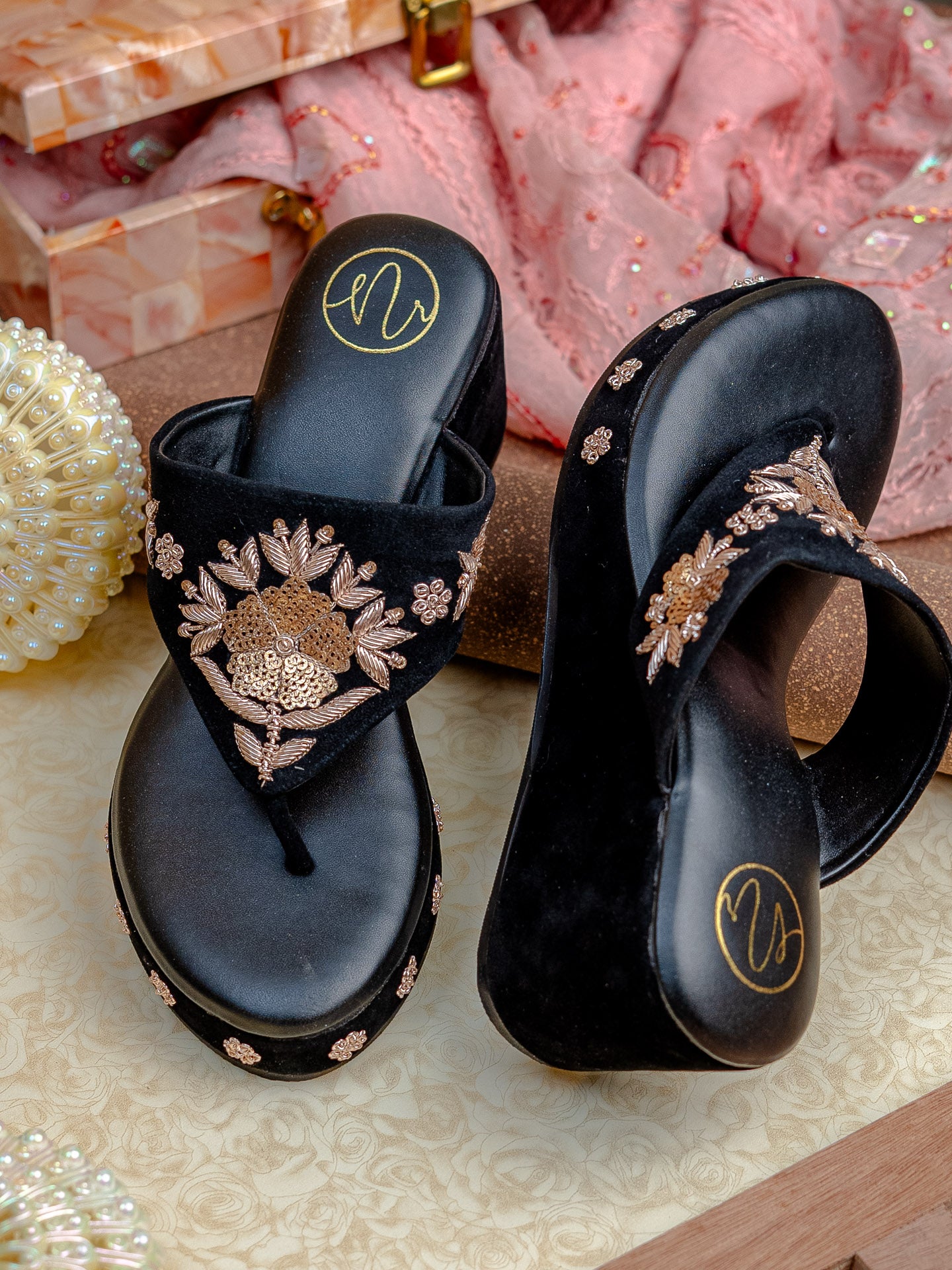 Women Nr Black Embellished Wedge Heels
