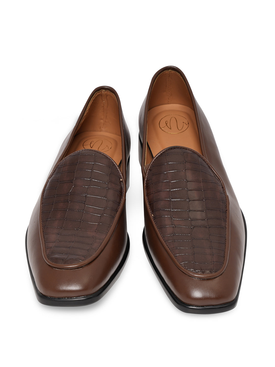 Men Textured Loafers
