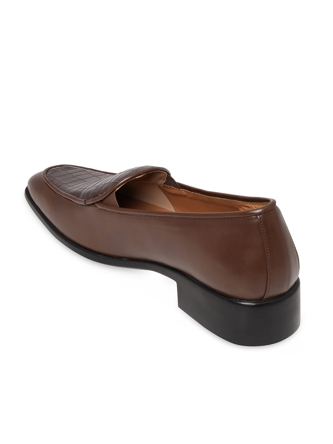 Men Textured Loafers