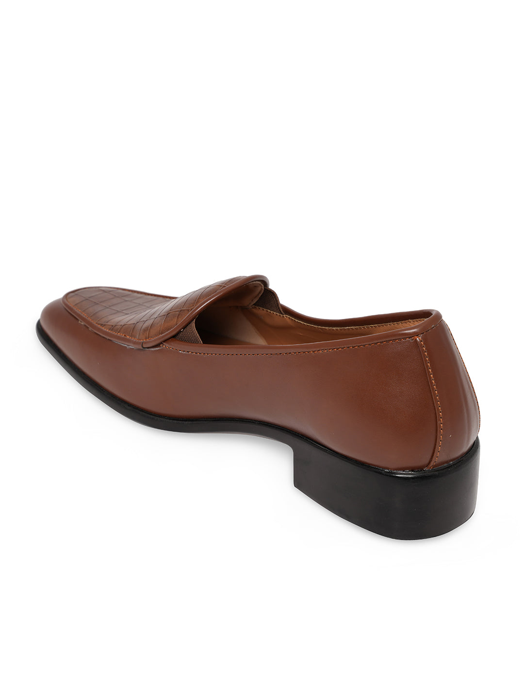 Men Textured Loafers