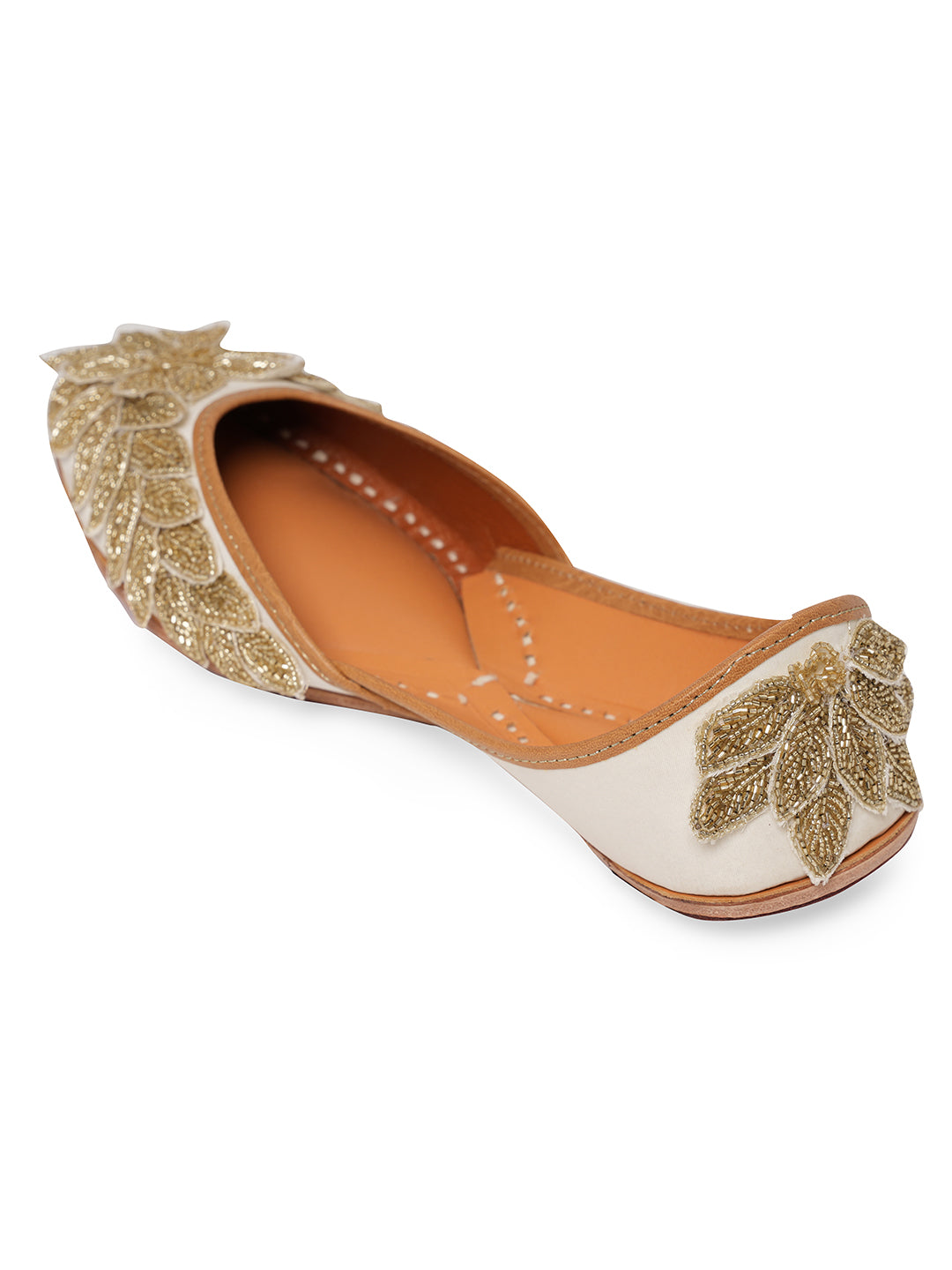 Women Embroidered Mojaris Flats