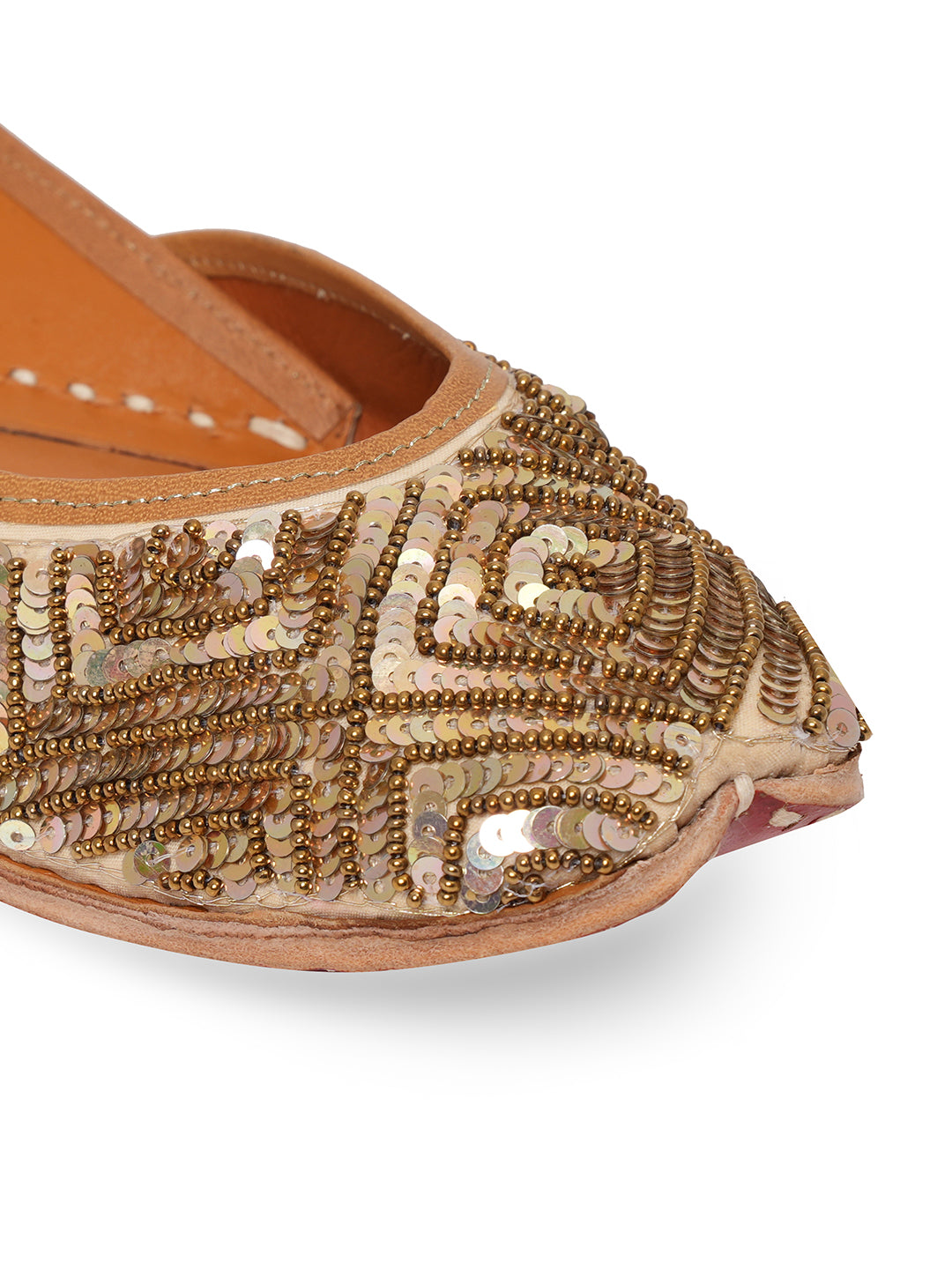 Women embroidered Mojaris Flats