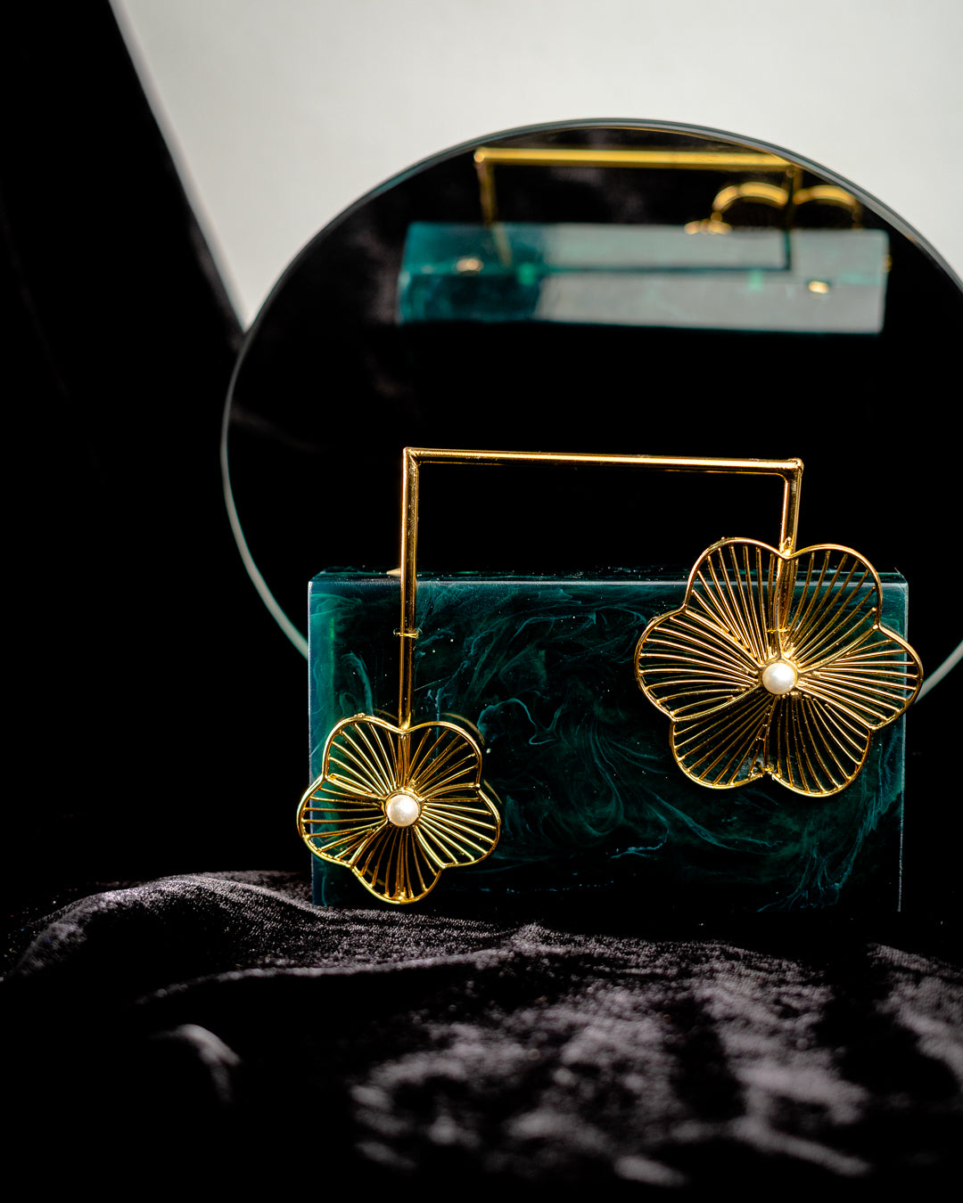 Green_Solid_Party_Box_Clutches_With_Attractive_Brass_Handle_Nidhi_Rathi