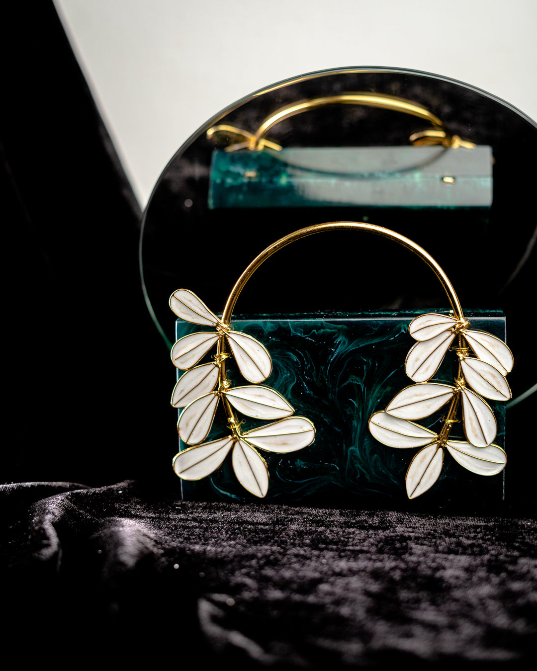 Green_Solid_Party_Box_Clutches_With_Attractive_Brass_Handle_Nidhi_Rathi