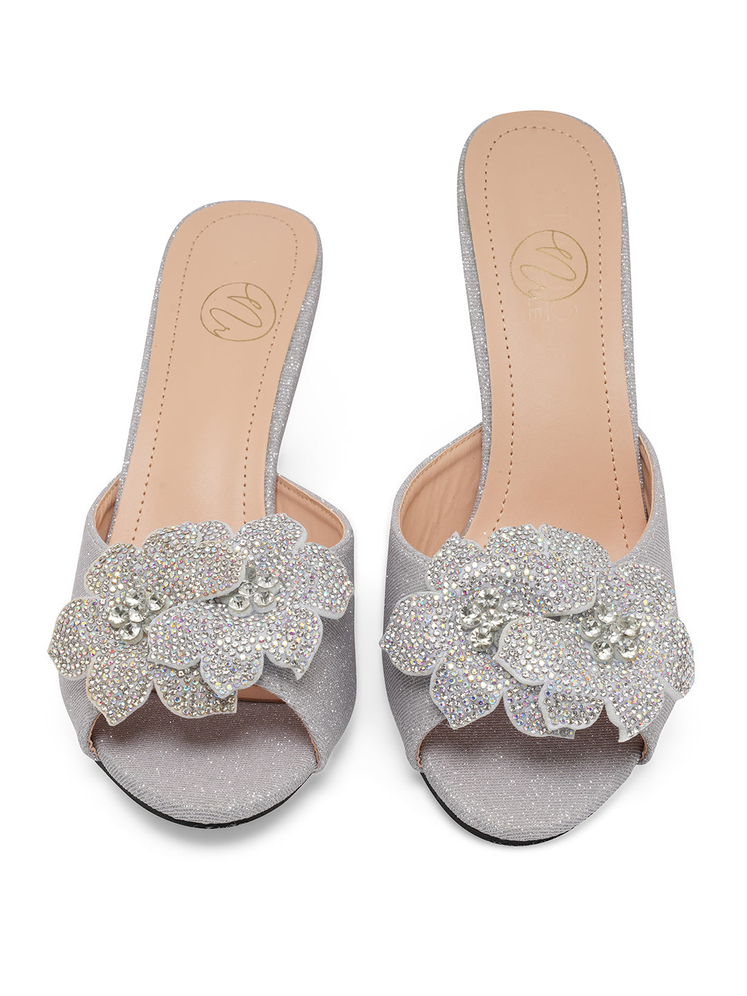 Floret_-_Silver_Heels