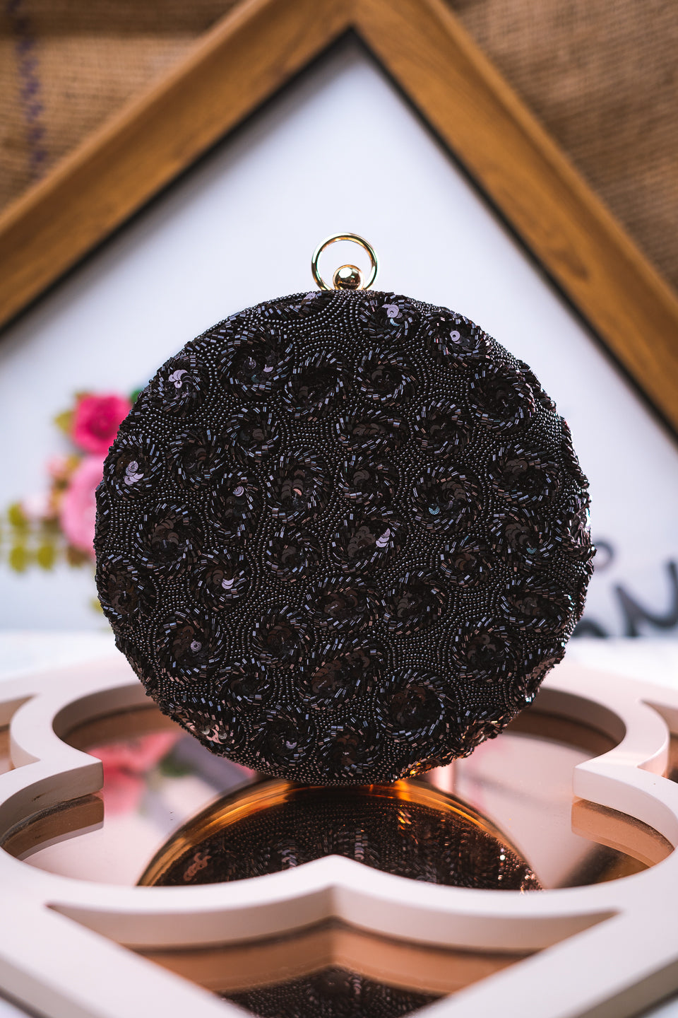 Nidhi_Rathi_Embroidered_Box_Clutch