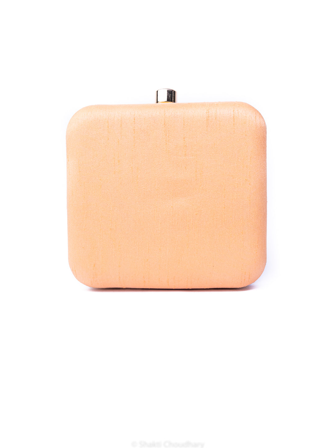 Pochette brodée NR By Nidhi Rathi