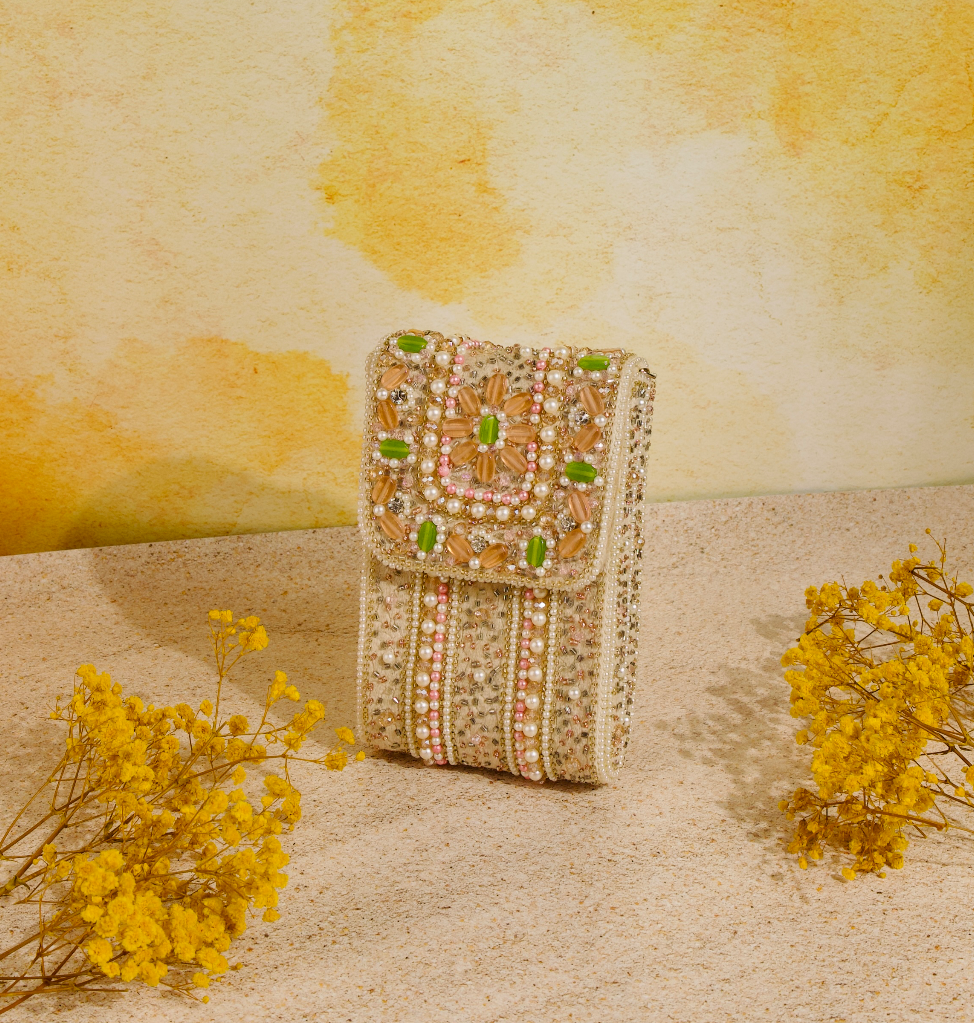 Yellow_Off_White_Embroidered_Embroidered_Purse_Clutch_nidhi_rathi